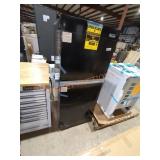 Magic Chef 10.1 cu ft Refrigerator