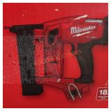 Milwaukee m18 18ga 1/4in narrow crown stapler