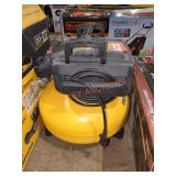 DeWalt 165PSI 6 gal Air compressor
