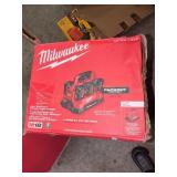 Milwaukee m18 Packout 6 Bay rapid charger