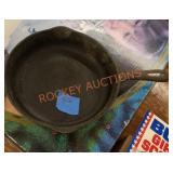 9 in cast iron skillet