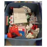Miscellaneous Christmas tote lot