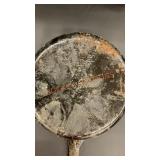 Vintage Sydney cast iron skillet