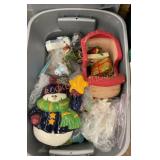 Miscellaneous ceramic and figurine tote lot