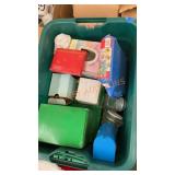 Miscellaneous household tote lot