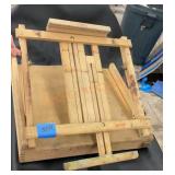 Windsor and Newton easel includes contents