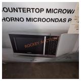 Whirlpool countertop microwave 0.9 cf 900w