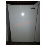 Magic Chef 4.4 cu ft Mini Fridge