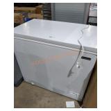 Magic Chef 35.5" x 20.5" x 33" Chest Freezer