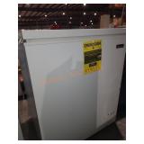 Magic Chef.5.0 cu. ft. Chest Freezer in White