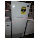 RCA 7.5 cu ft Refrigerator-Freezer