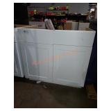 36"Wï¿½24.5"Dï¿½34.5"H White Cabinet