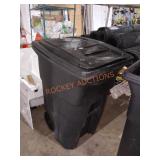64 Gallon Toter With Wheels & Lid