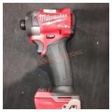 Milwaukee 1/4in impact driver