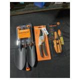 Fiskars Garden Tool Lot