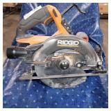 Rigid 18v cordless 7 1/4 in circular saw