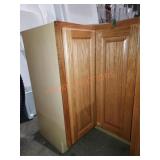 40"Wï¿½33"Dï¿½34.5"H Corner Pantry