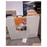 Lifetime 6 ft folding table