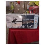 Hampton Bay 54 in fan