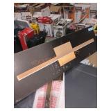 Glove Jensen LED Vanity Light