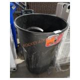 Rubbermaid 32 Gallon Waste Bin No Lid