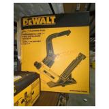 DeWalt 1-n-1 Flooring Tool