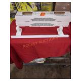 Lenape towel bar set