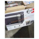 RCA 1.1cu.ft. Countertop Microwave
