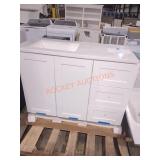 42" x 19" x 34" White Vanity w/ Speckled Top