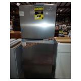 Magic Chef 10.1 cu ft Refrigerator-Freezer