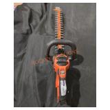 Black+Decker 20 in. 3.8 AMP Hedge Trimmer