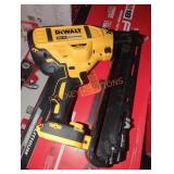DeWalt 20V 15 GA Brushless Finish Nailer