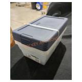 Sterilite 6qt Storage Totes 4pk, Blue/Grey Lids