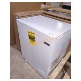 Magic Chef 27"L 21"W Chest Freezer