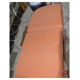 2 cushions for outside lawn chairs