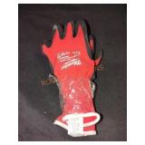 Milwaukee XL Level 1 Cut Resistant Work Gloves