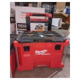 Milwaukee PACKOUT 22 in. Rolling Modular Tool Box
