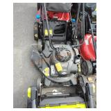 Murray gas powered Briggs and Stratton motor mower