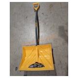 True Temper 18" Ergonomic Snow Shovel