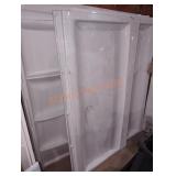 Delta 60"ï¿½61.25"ï¿½32" Bathtub Wall Surround