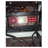 Vector 15A Battery Charger/50A Engine Start