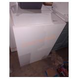 White kitchen cabinet 24in.L x 35in.H x 15in.D