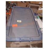 160 qt latch tote