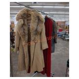 Vintage faux fur ladies jackets, sz approx