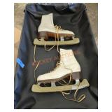 Vintage ice skates, sz 8M