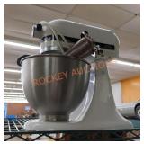 Kitchen aid stand mixer with attachments