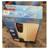 Delonghi electric oil filled radiator heater