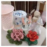 Miscellaneous floral themed home decor lot