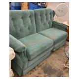 Lazy boy 68 inch pull out sofa