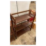 33ï¿½ x 28ï¿½ folding wooden shelf unit